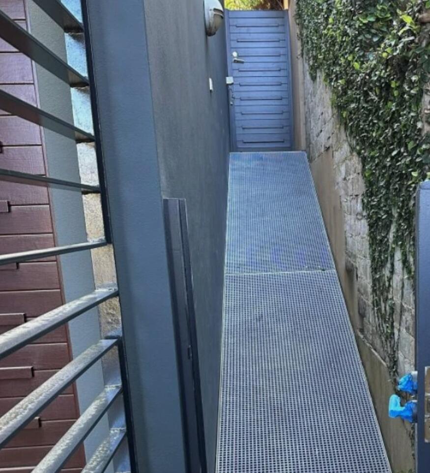 Heavy Duty 2000x500 30x30 FRP Walkway Grating Anti Slip Resin Fiberglass GREY Grit Access