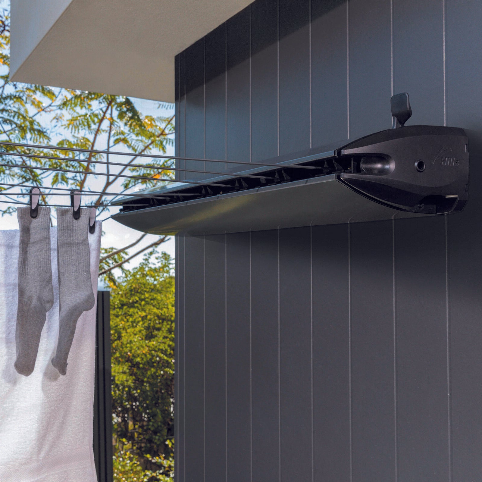 47m Retracting Clothes Line Hanging Clothes Monument